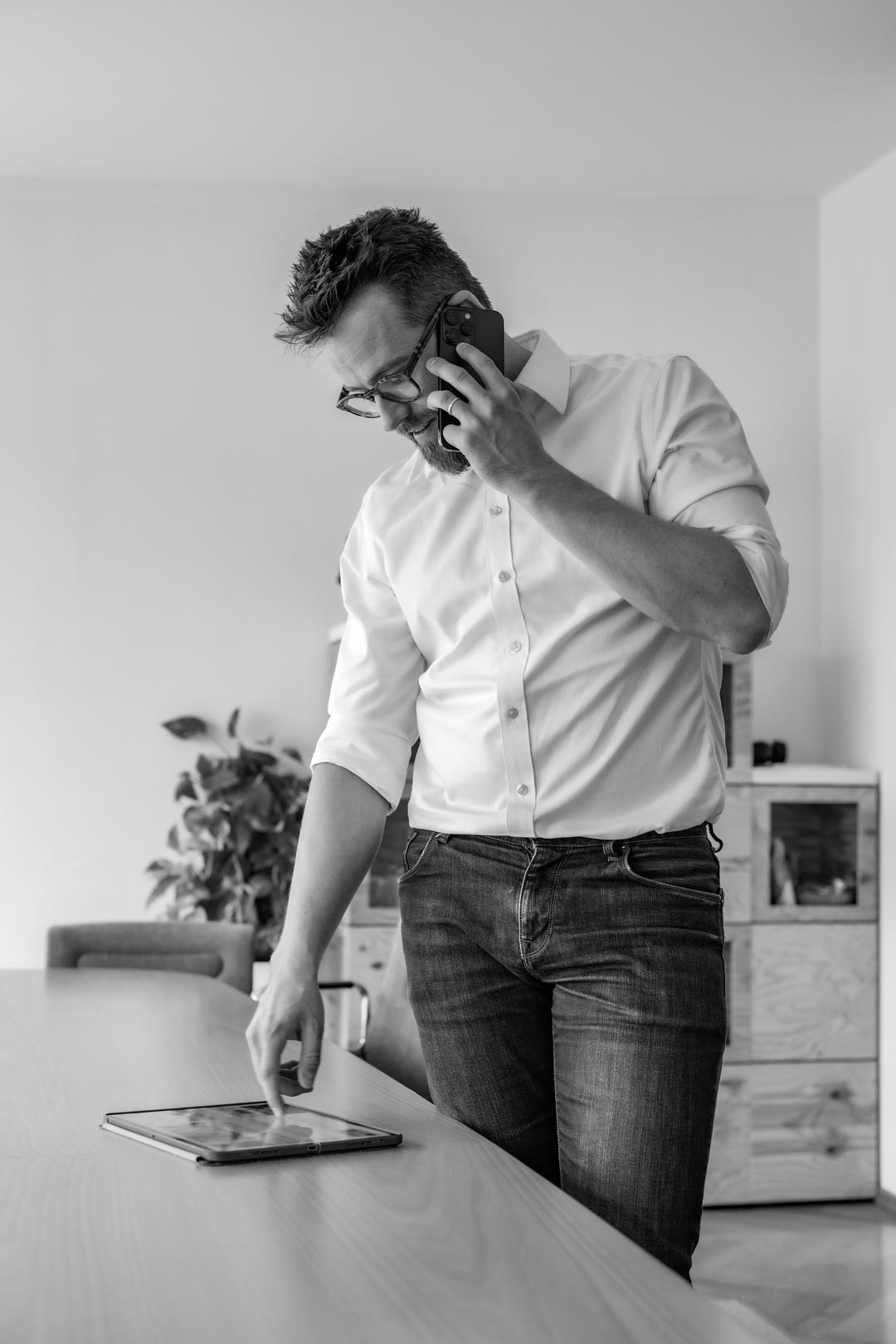 RIKX Capital Partner Adrian on the Phone